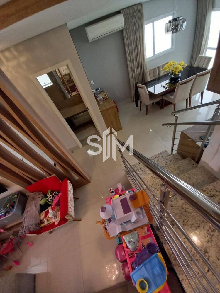 Casa de Condomínio à venda com 3 quartos, 170m² - Foto 2
