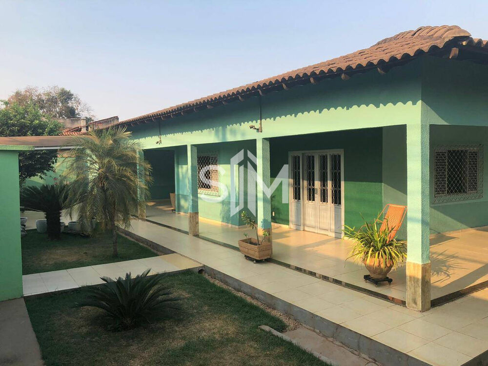 Casa à venda com 3 quartos, 348m² - Foto 1