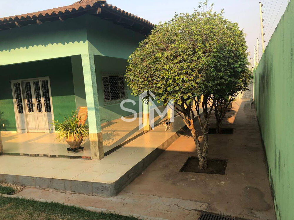 Casa à venda com 3 quartos, 348m² - Foto 2