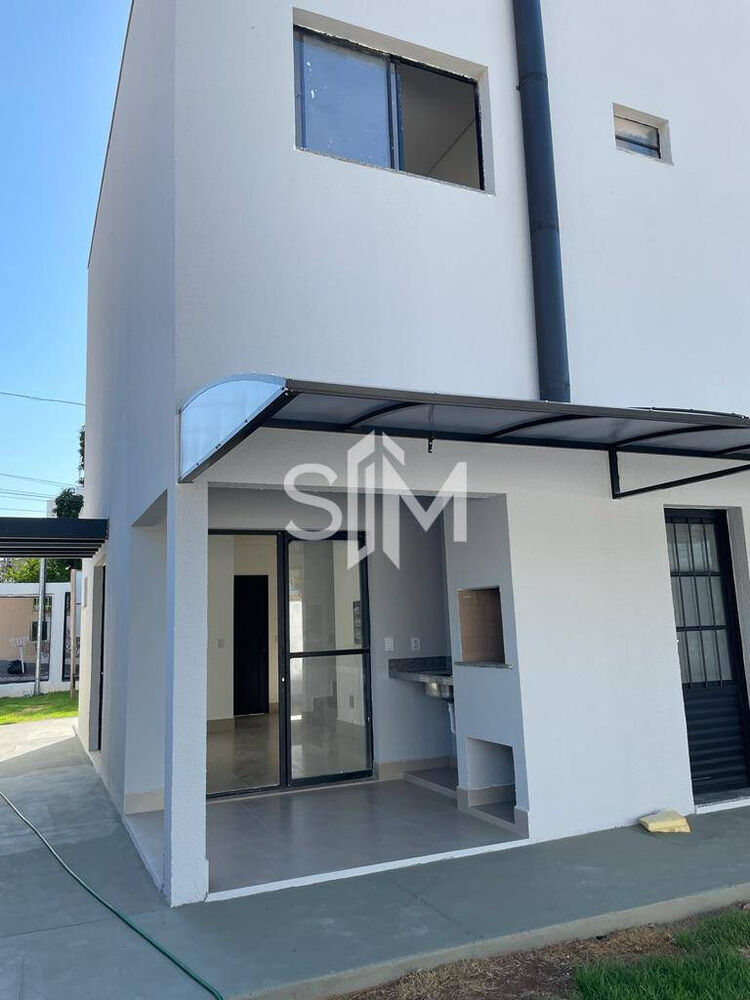 Casa à venda com 3 quartos, 120m² - Foto 11