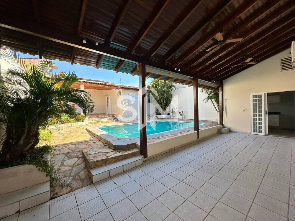 Casa à venda com 3 quartos, 299m² - Foto 3