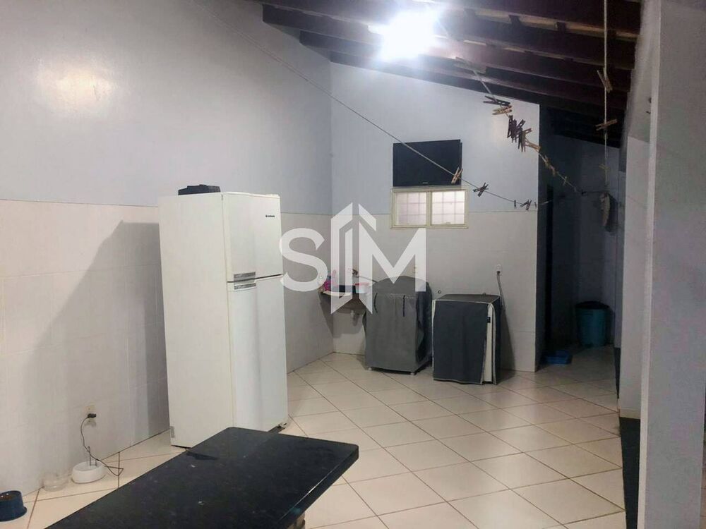 Casa à venda com 2 quartos, 180m² - Foto 5