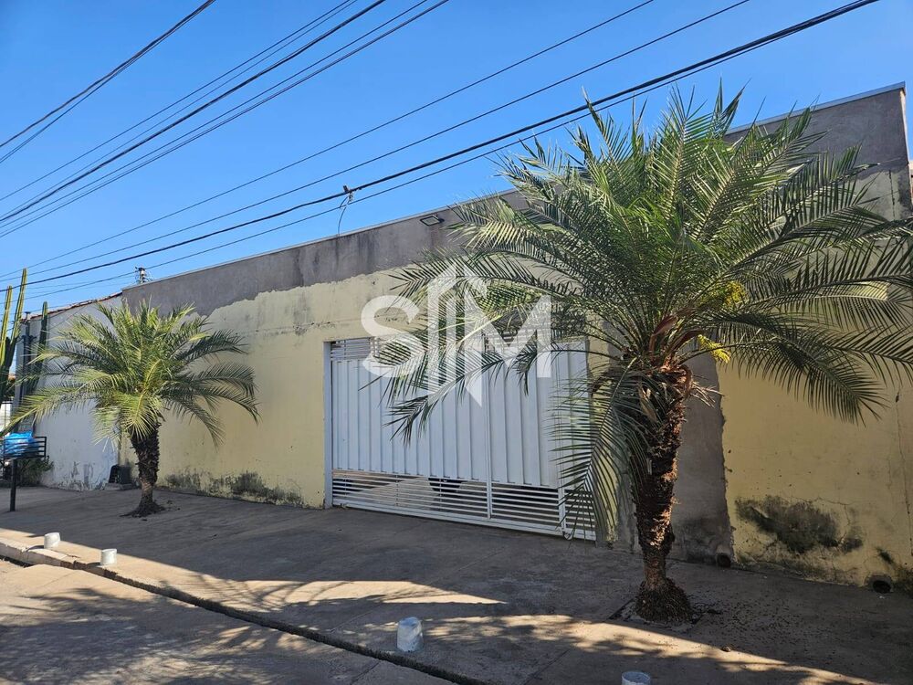 Casa à venda com 3 quartos, 288m² - Foto 4