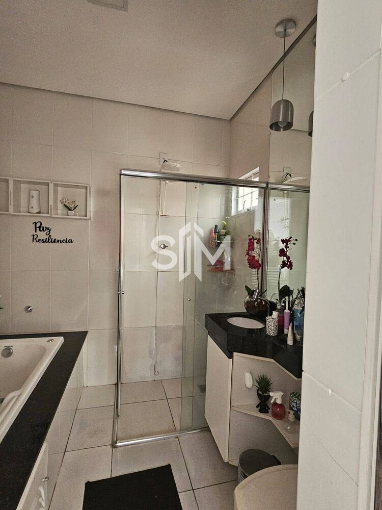 Casa à venda com 3 quartos, 288m² - Foto 12