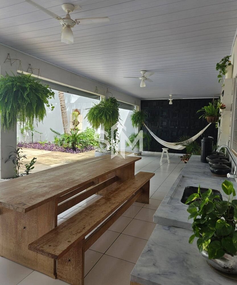 Casa à venda com 3 quartos, 288m² - Foto 14