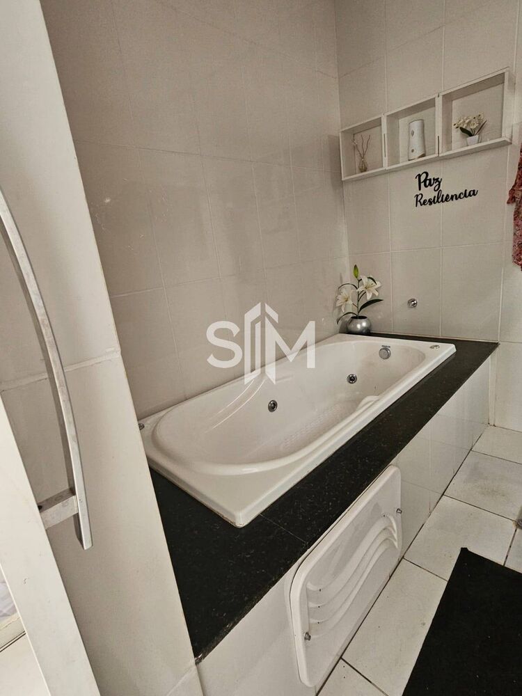 Casa à venda com 3 quartos, 288m² - Foto 11