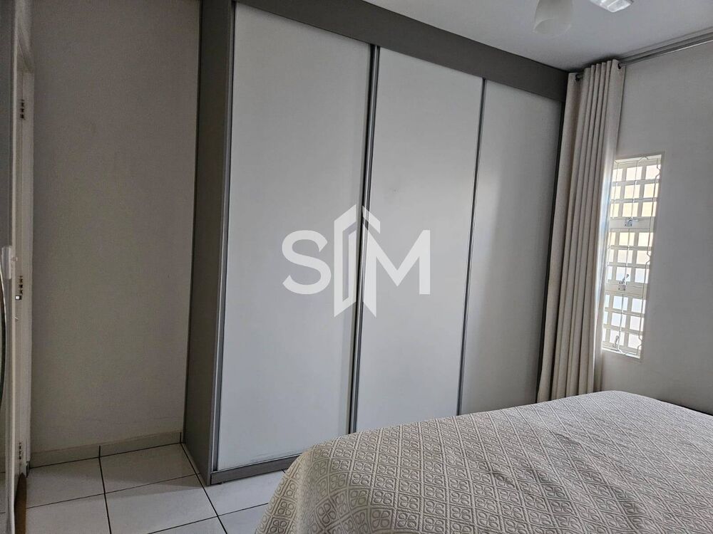 Casa à venda com 3 quartos, 288m² - Foto 9