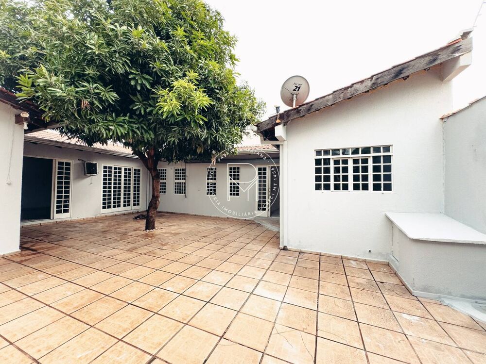 Casa à venda com 4 quartos, 300m² - Foto 8