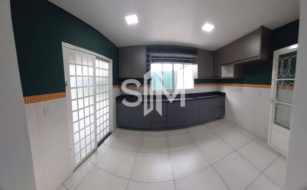 Casa à venda com 2 quartos, 125m² - Foto 9