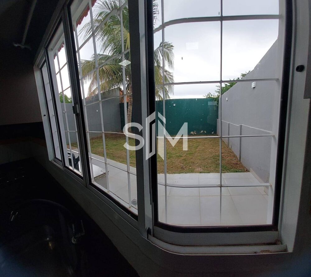 Casa à venda com 2 quartos, 125m² - Foto 12