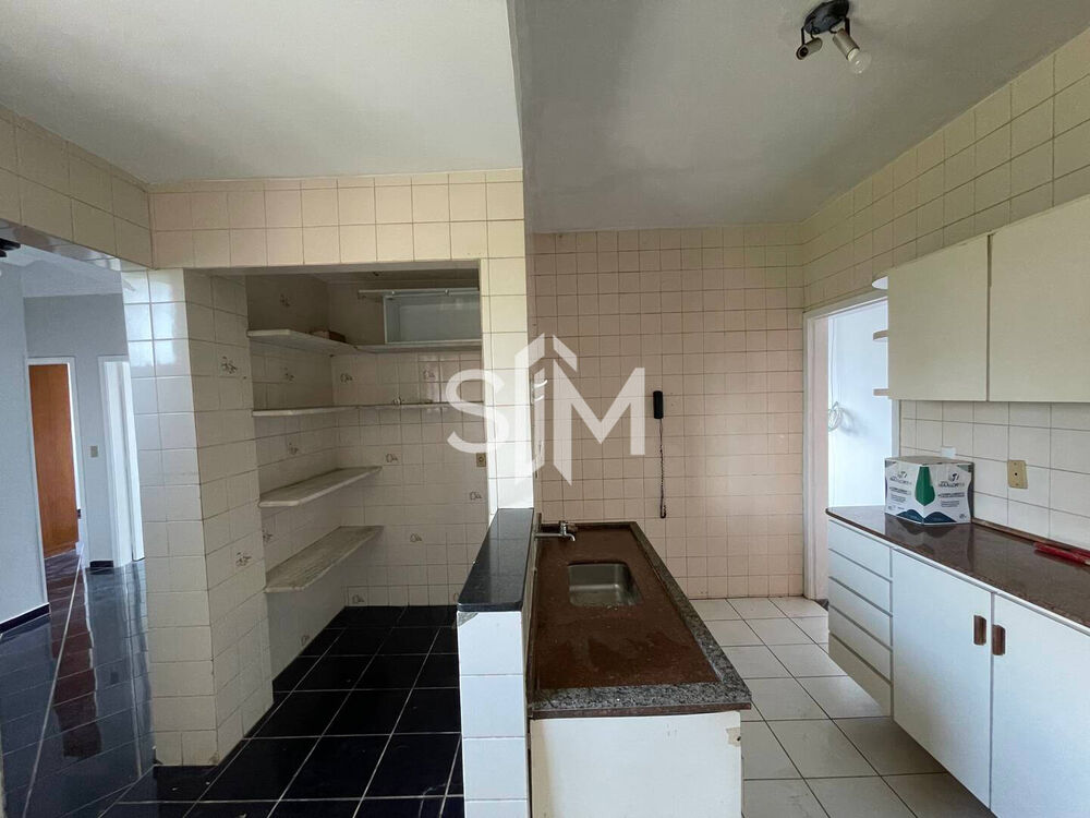 Apartamento à venda com 3 quartos, 95m² - Foto 4