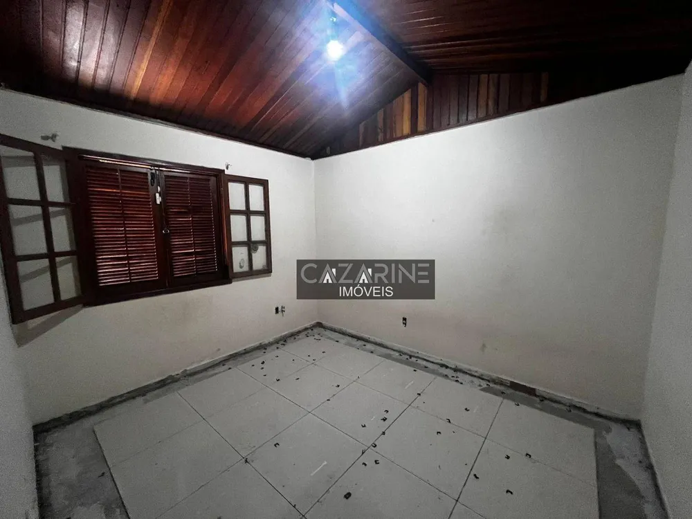 Casa, 3 quartos, 200 m² - Foto 3
