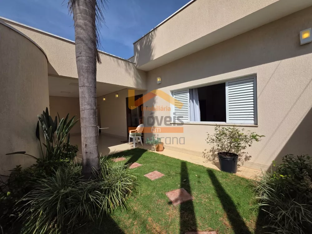 Casa, 4 quartos, 326 m² - Foto 2