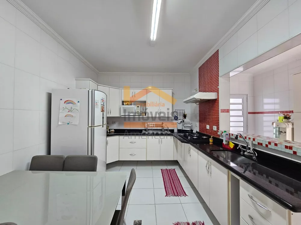 Casa, 3 quartos, 196 m² - Foto 10