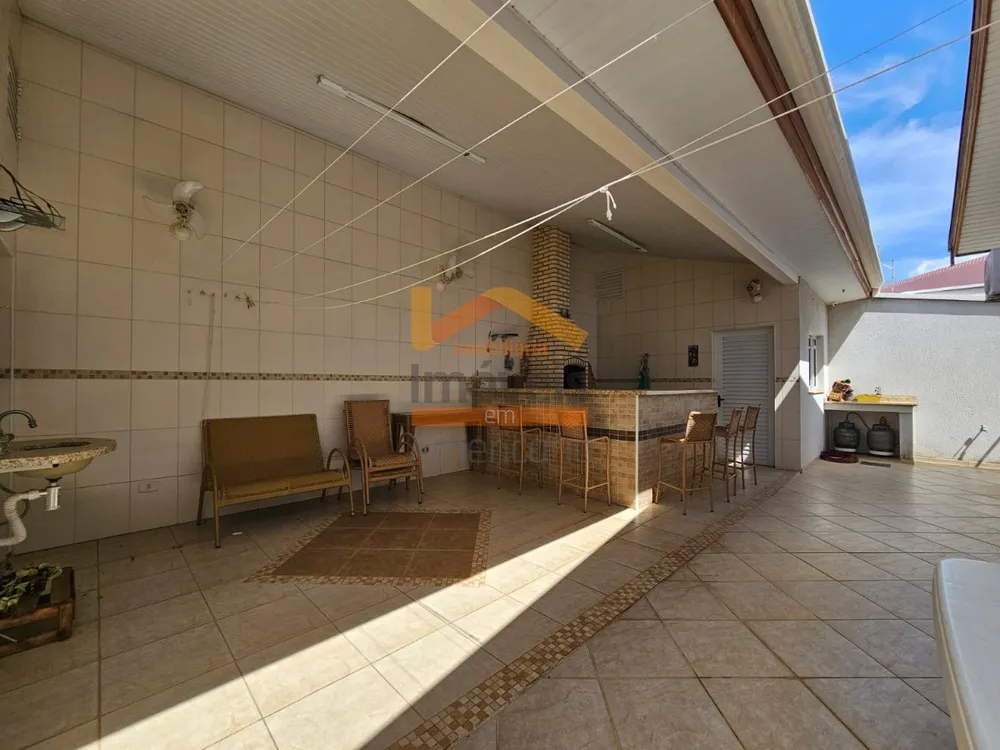 Casa, 3 quartos, 196 m² - Foto 10
