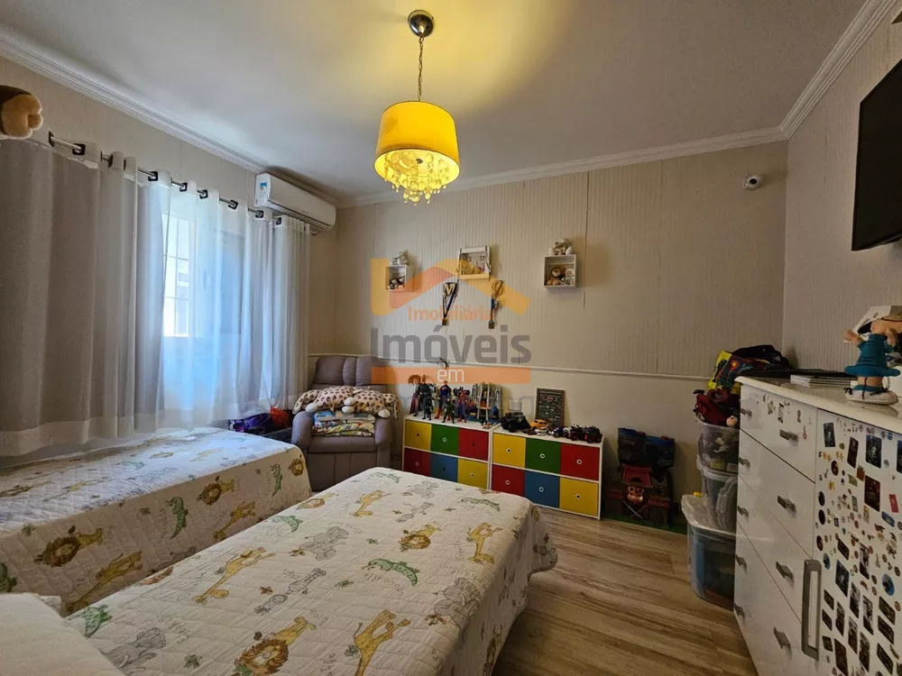 Casa, 3 quartos, 196 m² - Foto 17