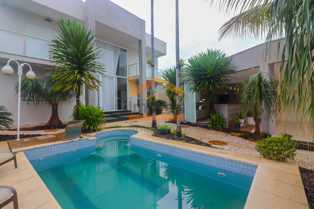 Casa, 3 quartos, 372 m² - Foto 1