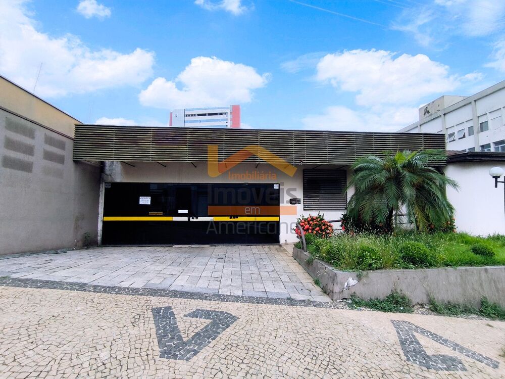 Prédio Inteiro - Foto 1