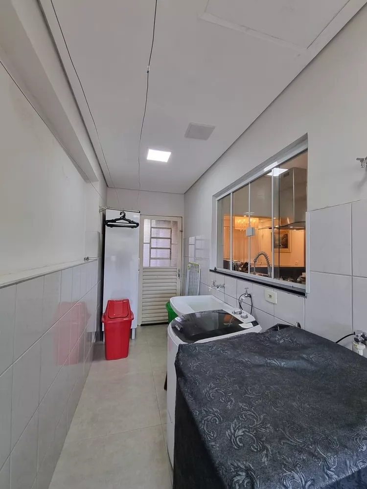 Casa, 6 quartos, 333 m² - Foto 10