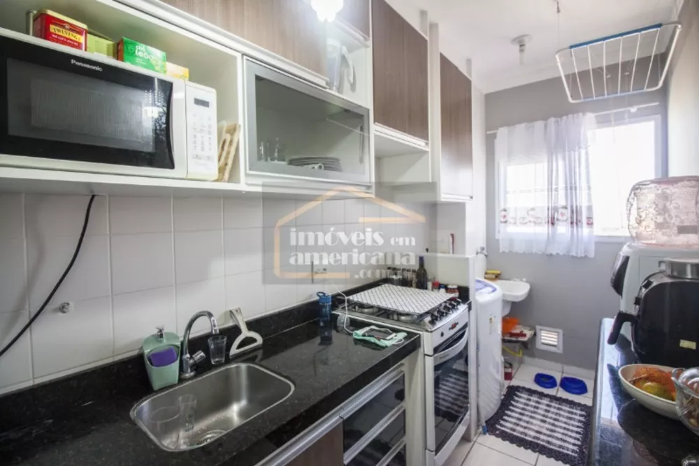 Apartamento à venda com 3 quartos, 70m² - Foto 2