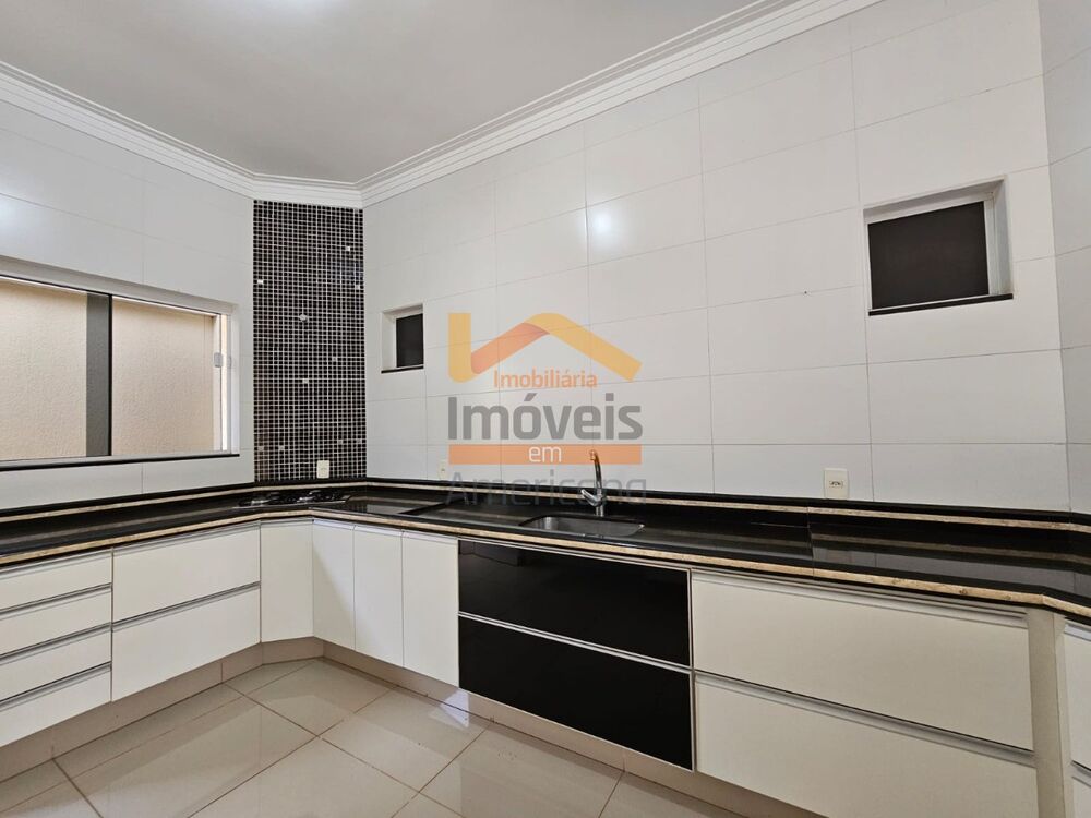 Casa de Condomínio à venda com 3 quartos, 232m² - Foto 5