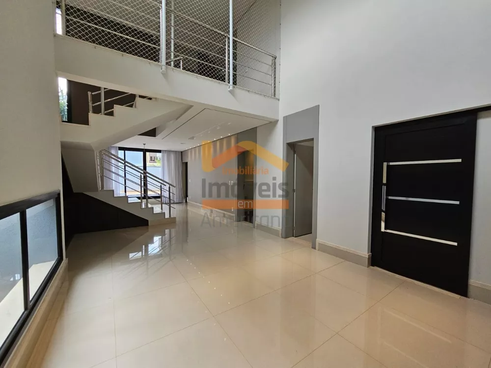 Casa de Condomínio à venda com 3 quartos, 360m² - Foto 2