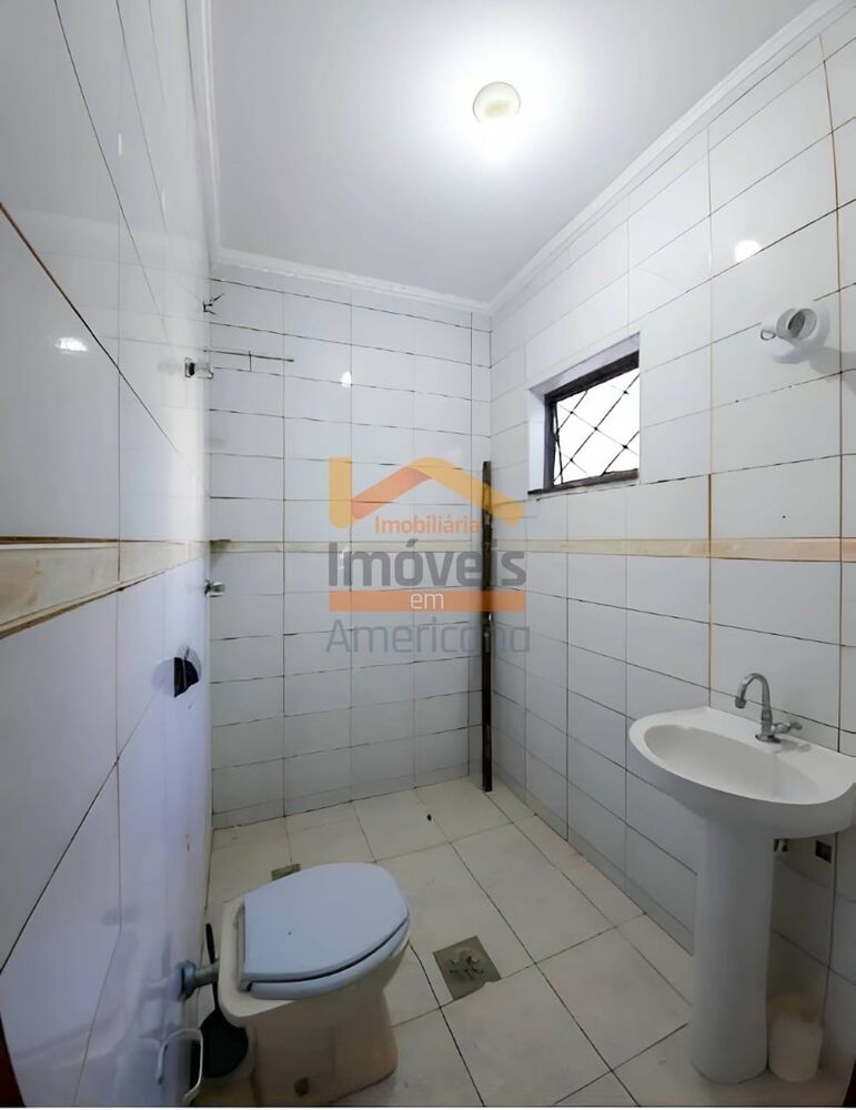 Casa à venda com 3 quartos, 188m² - Foto 3