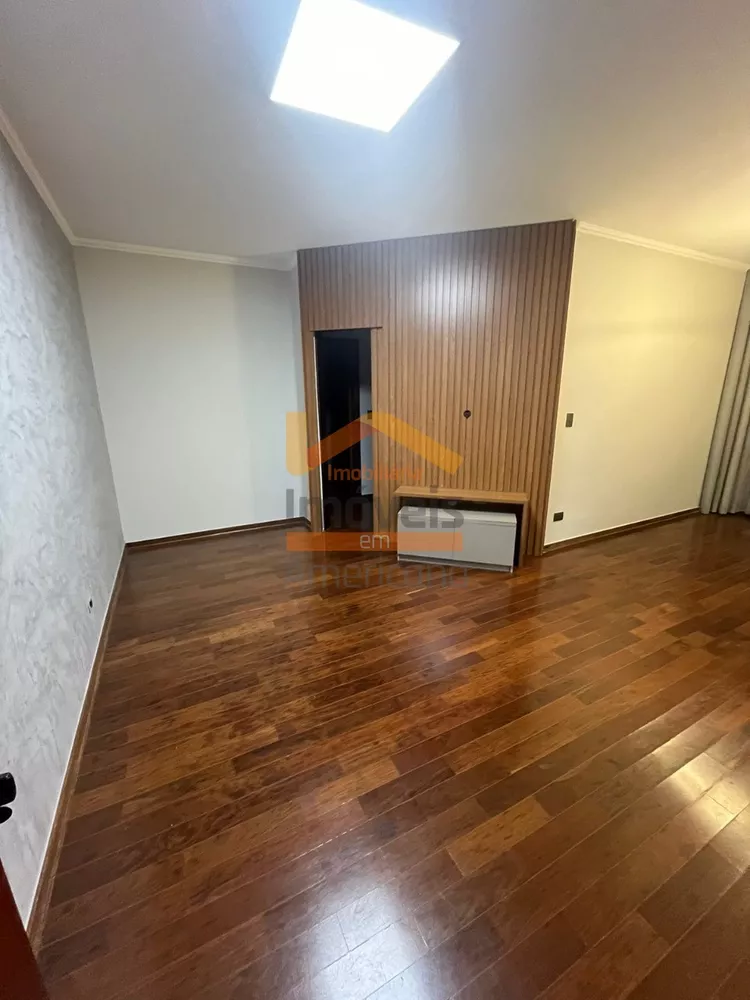 Apartamento à venda com 3 quartos, 82m² - Foto 2