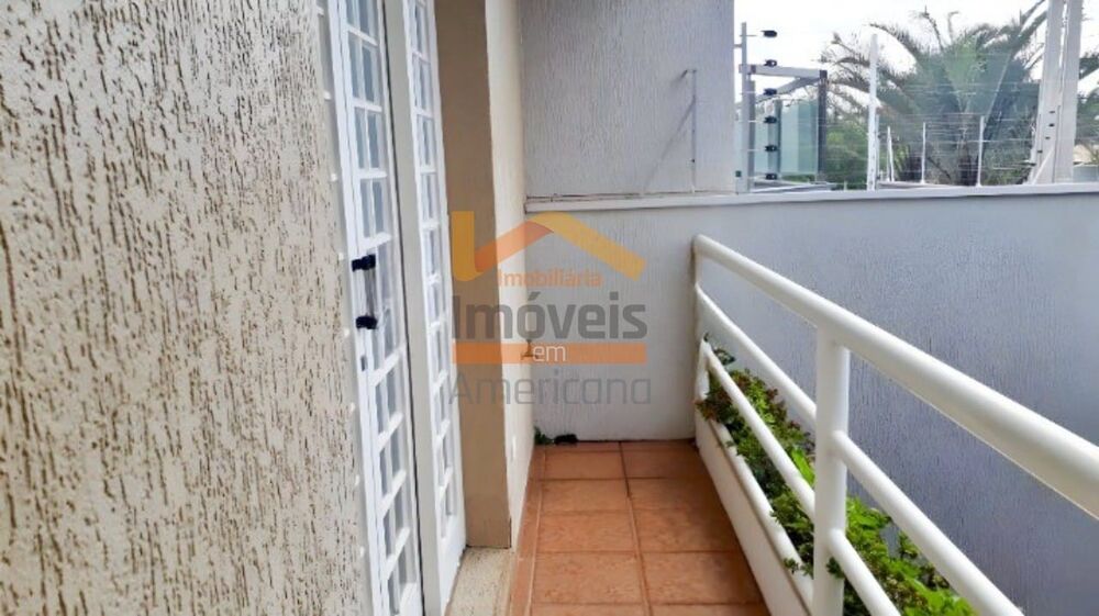 Casa, 4 quartos, 230 m² - Foto 1