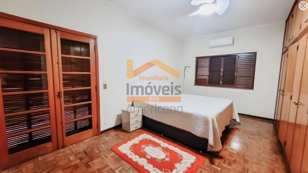 Casa à venda e aluguel com 4 quartos, 250m² - Foto 2