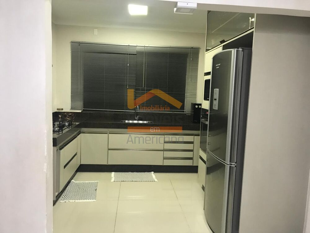 Casa, 3 quartos, 222 m² - Foto 9