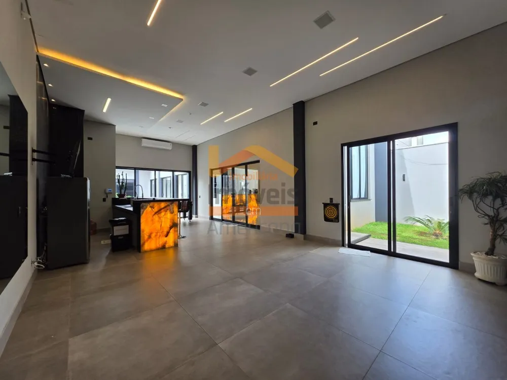 Casa, 3 quartos, 202 m² - Foto 9