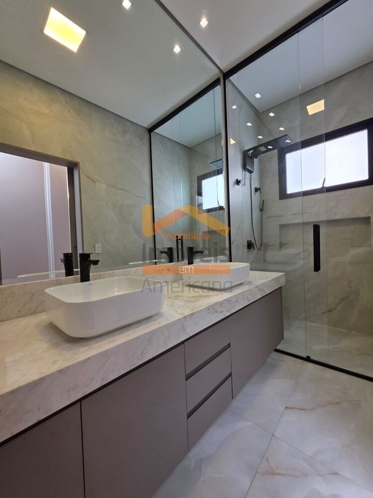 Casa de Condomínio à venda com 4 quartos, 265m² - Foto 5