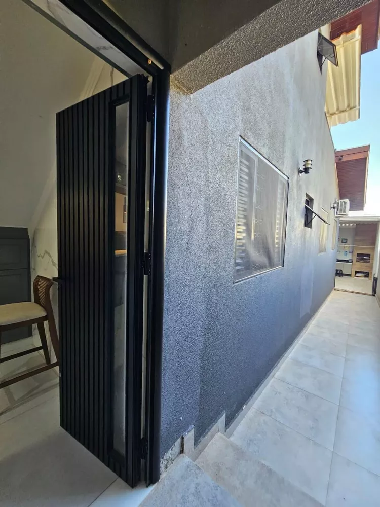 Casa, 3 quartos, 217 m² - Foto 11