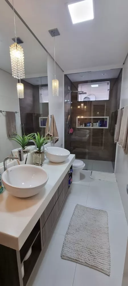 Casa de Condomínio à venda com 3 quartos, 316m² - Foto 4