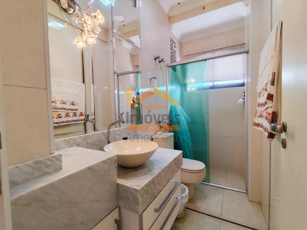 Apartamento à venda com 3 quartos, 218m² - Foto 12