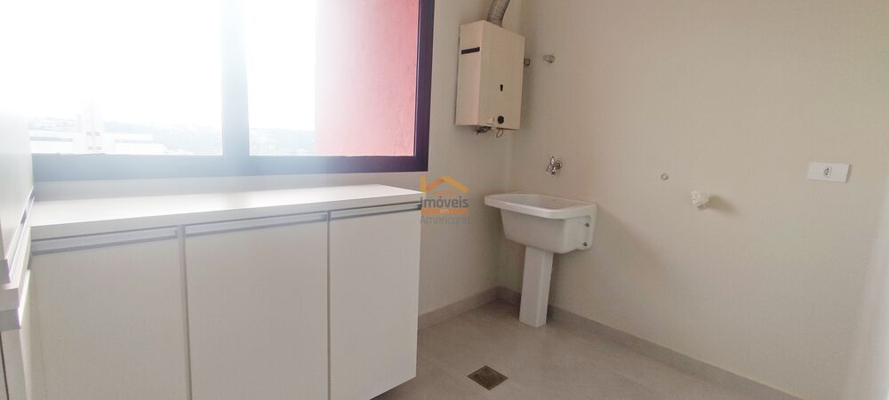 Apartamento à venda com 3 quartos, 192m² - Foto 2