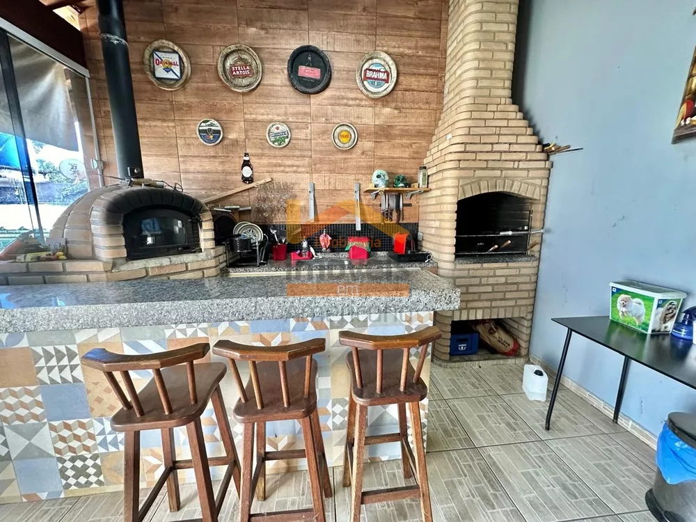 Casa, 3 quartos, 182 m² - Foto 3