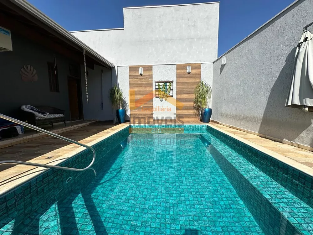 Casa, 3 quartos, 182 m² - Foto 1