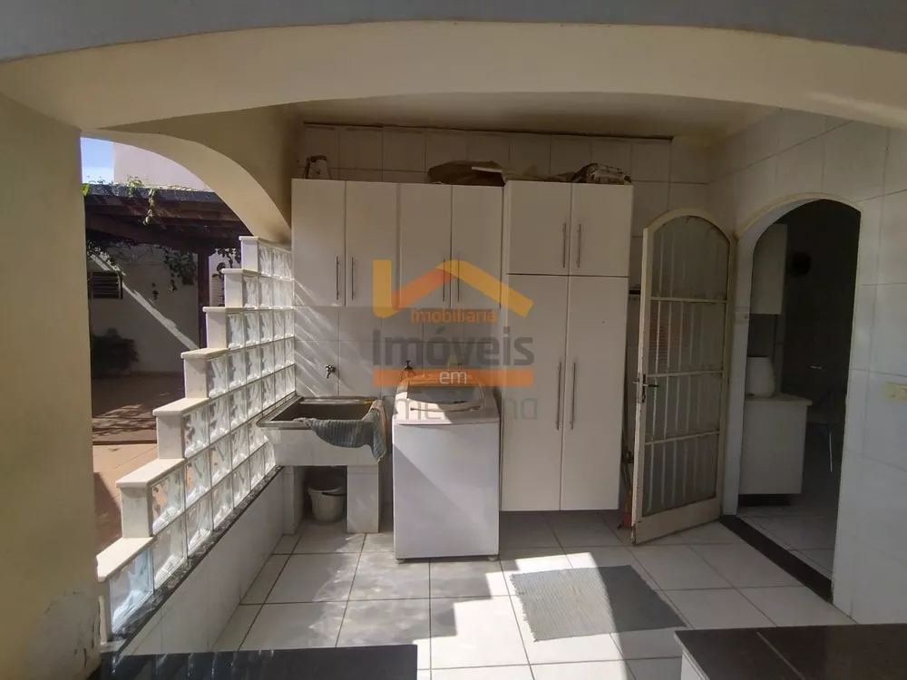 Casa, 3 quartos, 248 m² - Foto 6