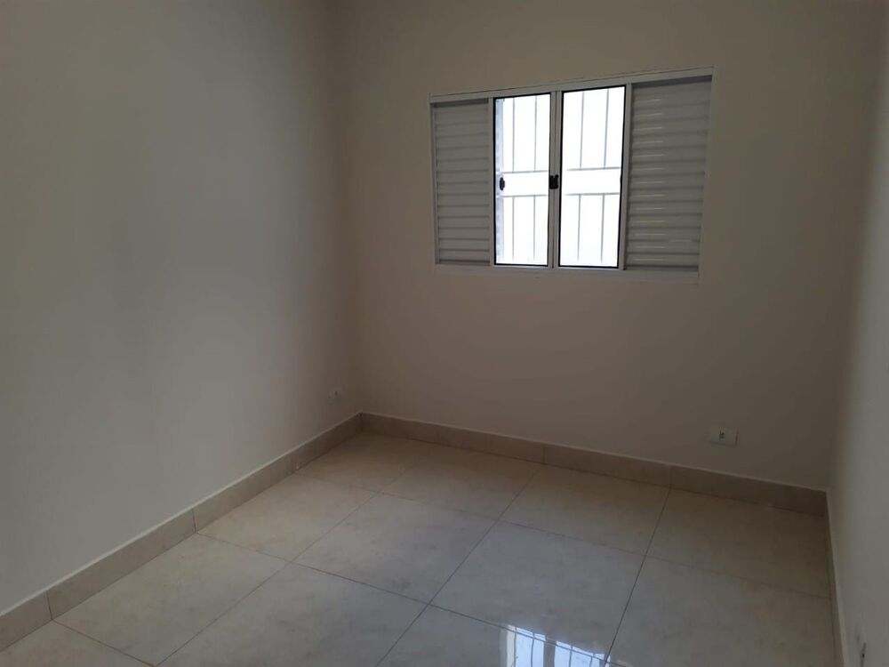 Casa à venda com 3 quartos, 134m² - Foto 2