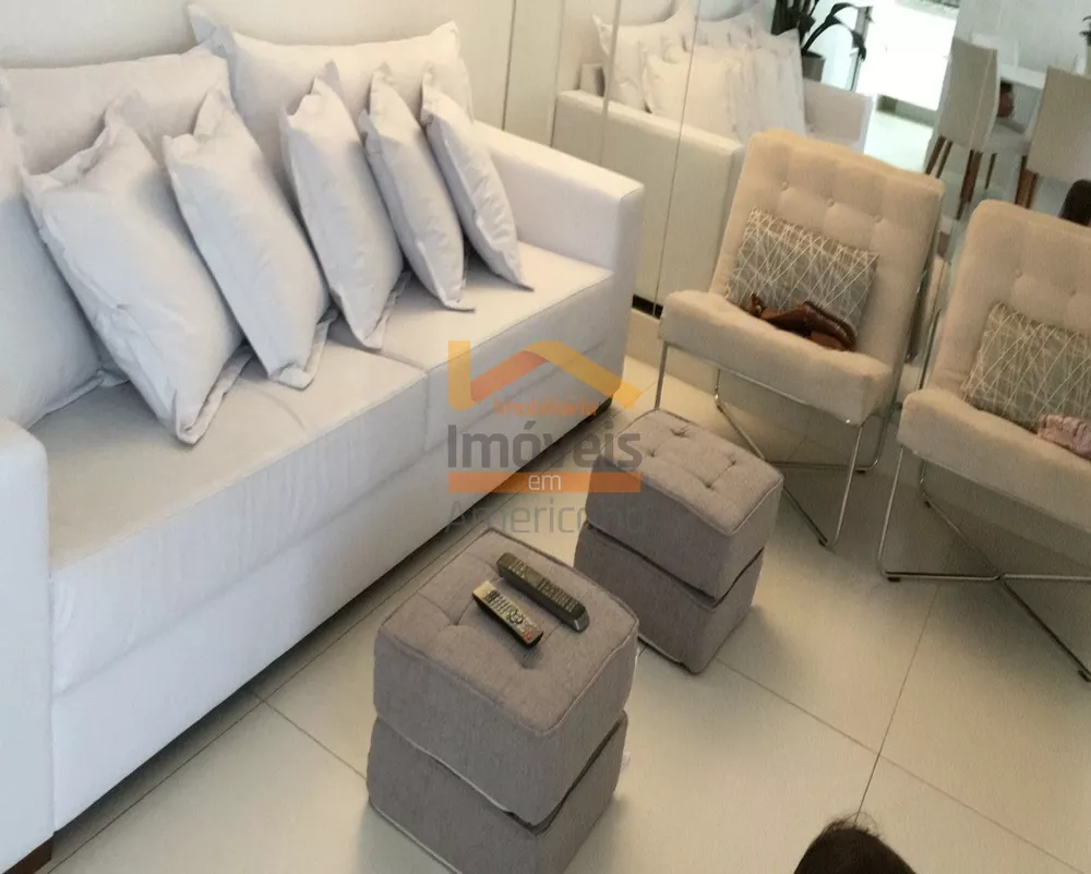 Apartamento à venda com 3 quartos, 121m² - Foto 2