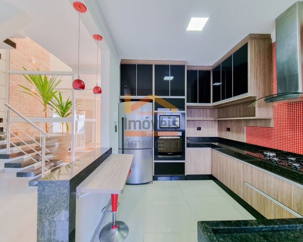 Sobrado, 3 quartos, 183 m² - Foto 2