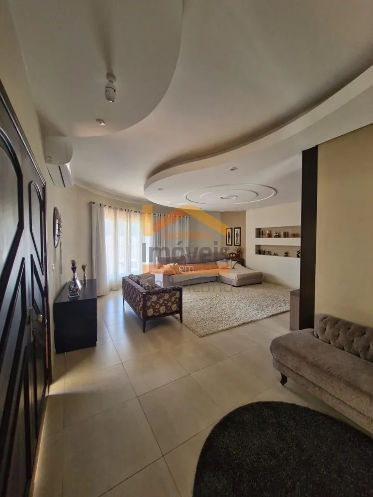 Sobrado, 4 quartos, 341 m² - Foto 2