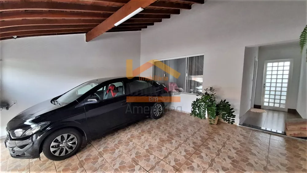 Casa à venda com 4 quartos, 180m² - Foto 2