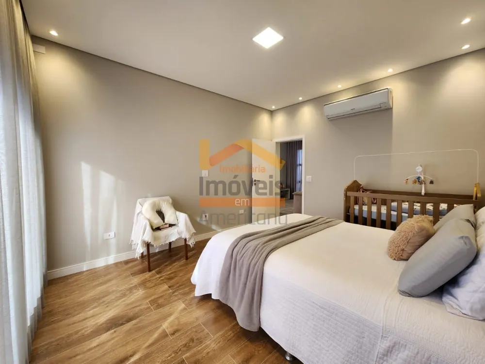 Casa, 3 quartos, 234 m² - Foto 1