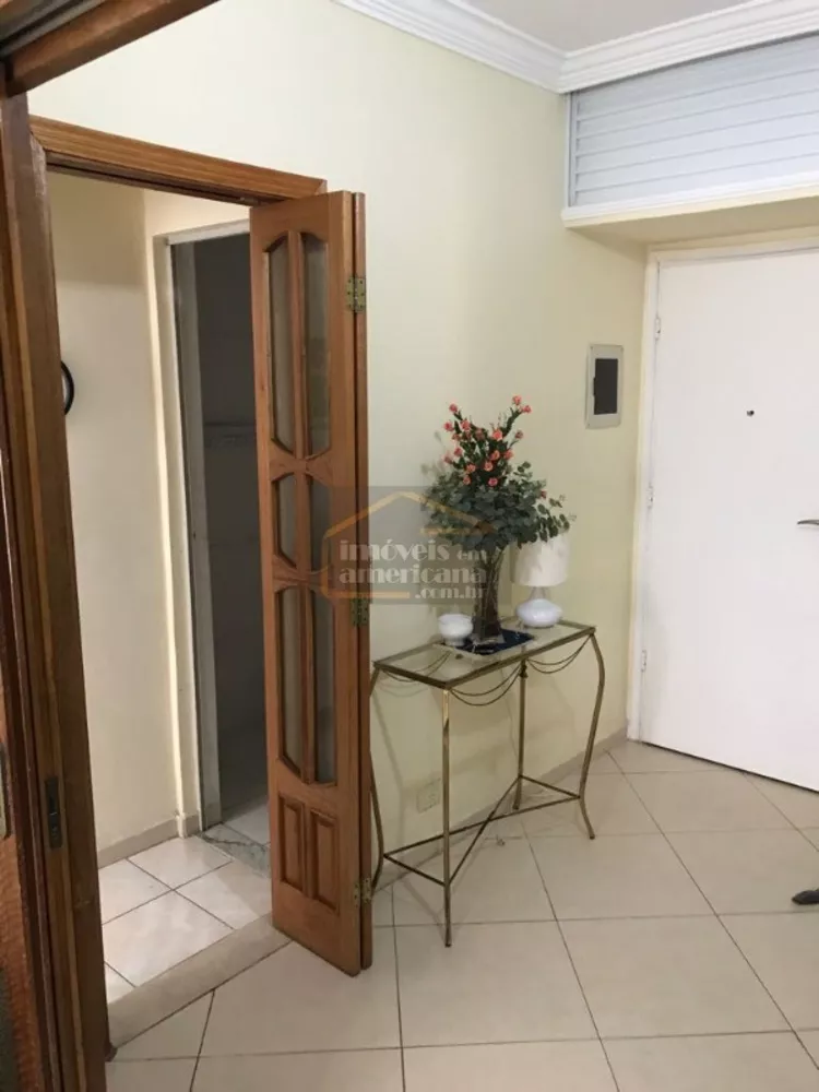 Apartamento à venda com 1 quarto, 30m² - Foto 1