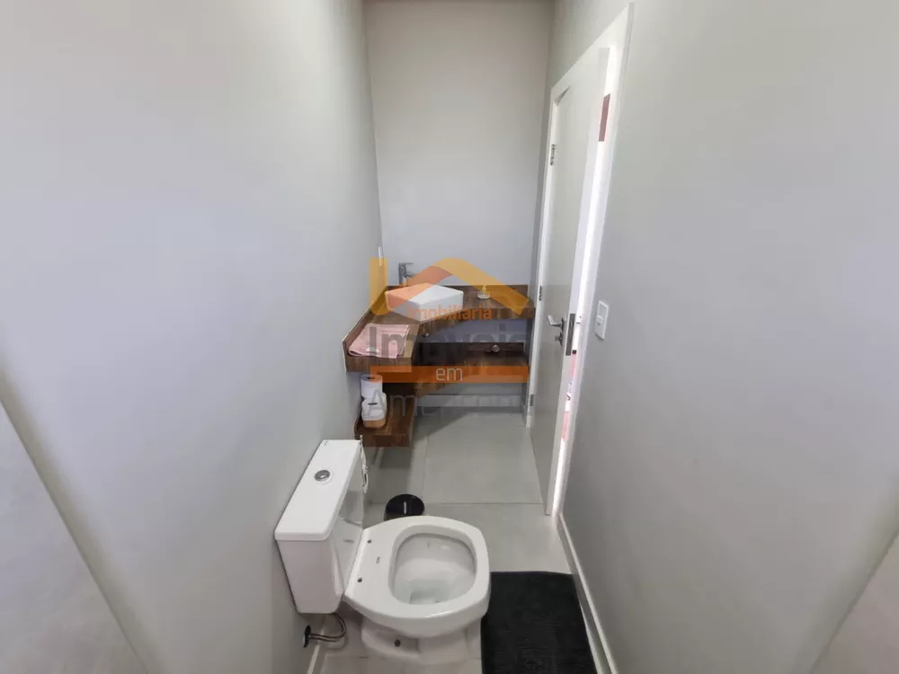 Casa, 3 quartos, 245 m² - Foto 1