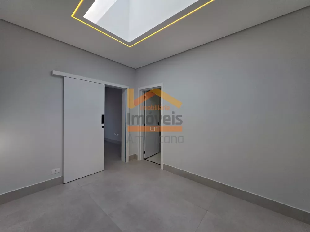 Casa de Condomínio à venda com 3 quartos, 220m² - Foto 4