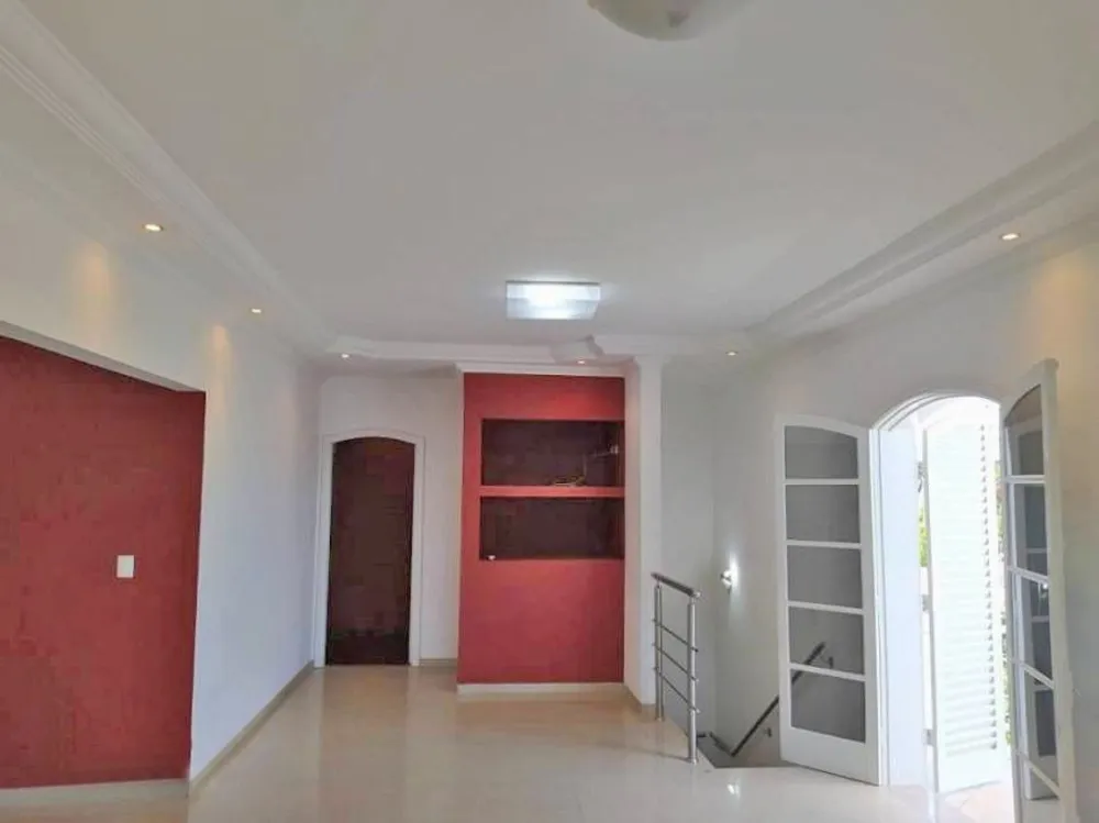 Casa, 3 quartos, 236 m² - Foto 2